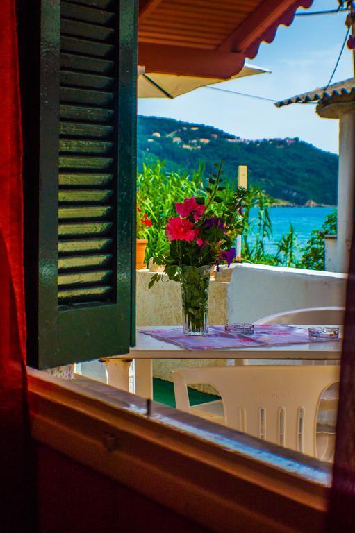 Agathi Beach House アギオス・ゴルディオス 部屋 写真